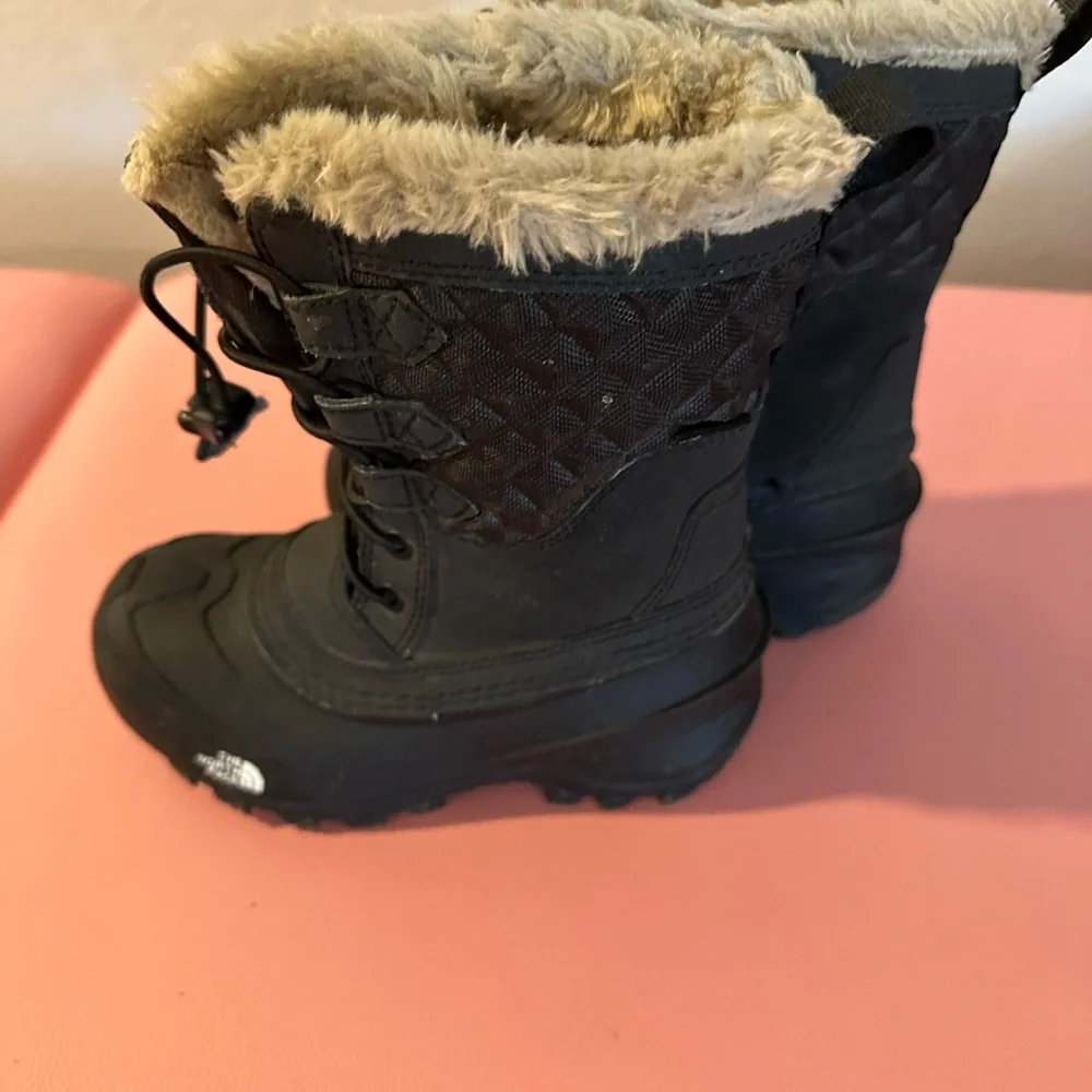 The North Face Kids Black Snow Boots - Picture 3 of 5